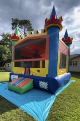 IMG 4752 1725460975 Castle Bounce House 13x13